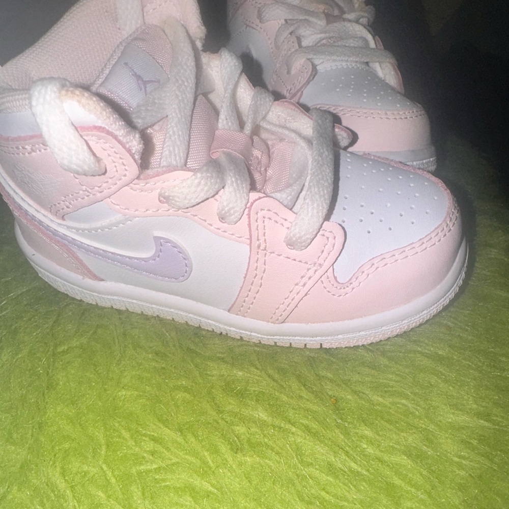 Kids shoes